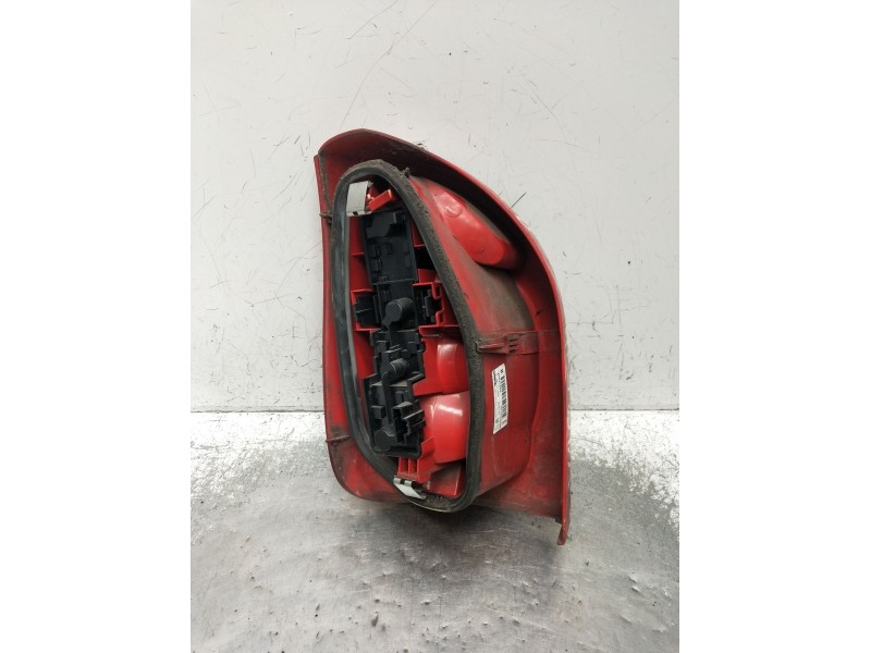 Recambio de piloto trasero derecho para citroën xsara picasso (n68) 2.0 hdi referencia OEM IAM 9650005780 89032868 