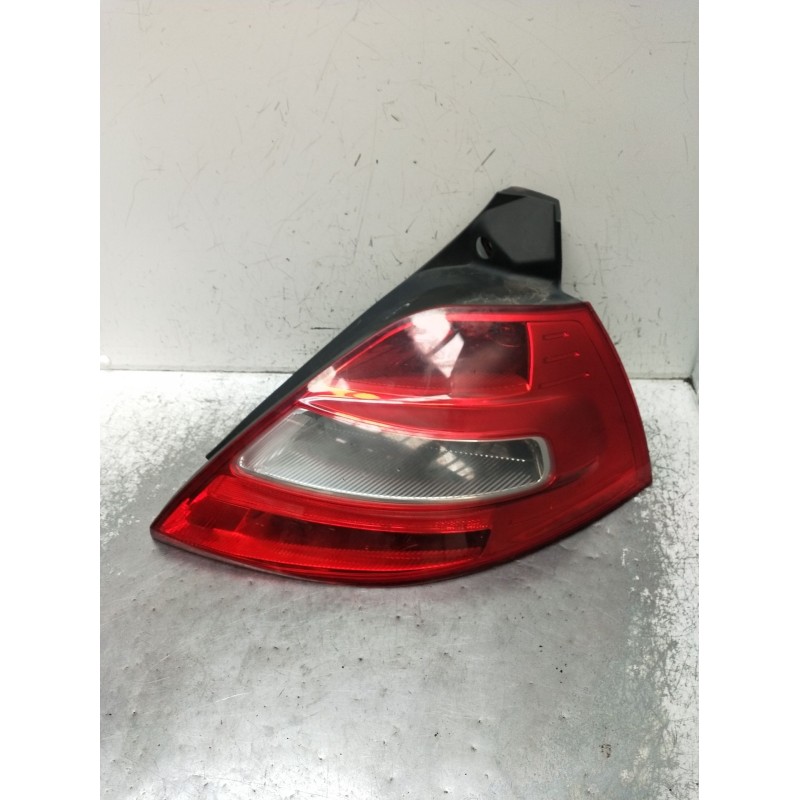 Recambio de piloto trasero derecho para renault megane ii (bm0/1_, cm0/1_) 1.5 dci (bm1e, cm1e) referencia OEM IAM 8200413216 89