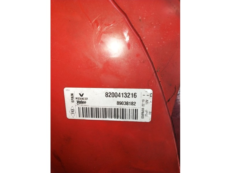 Recambio de piloto trasero derecho para renault megane ii (bm0/1_, cm0/1_) 1.5 dci (bm1e, cm1e) referencia OEM IAM 8200413216 89