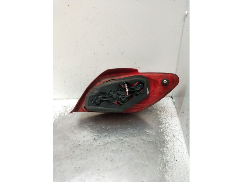 Recambio de piloto trasero izquierdo para peugeot 307 (3a/c) 2.0 hdi 135 referencia OEM IAM   