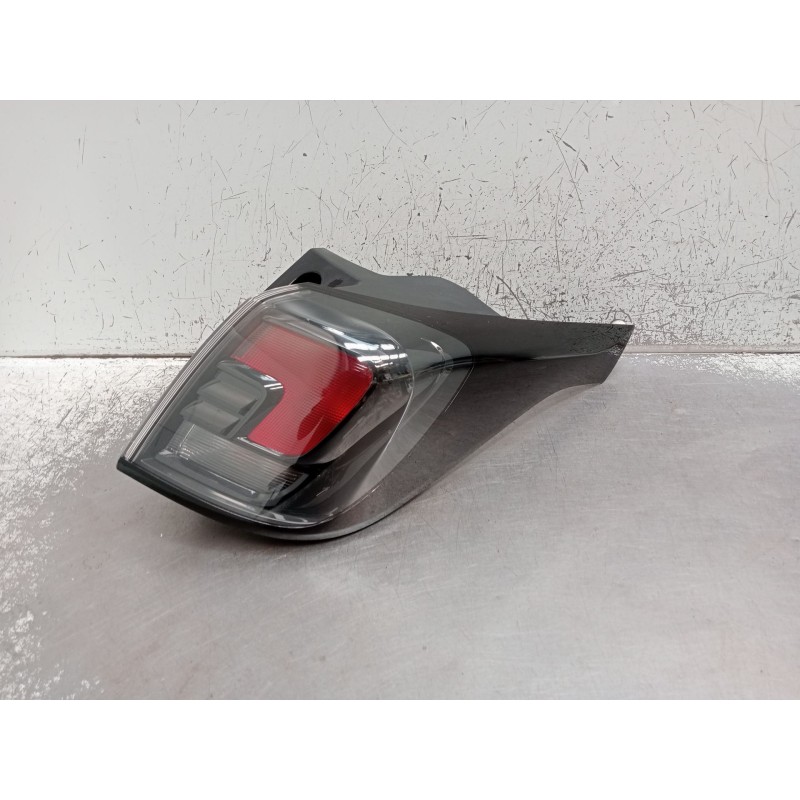 Recambio de piloto trasero derecho para opel crossland x / crossland (p17, p2qo) 1.2 (75) referencia OEM IAM 2SD2237  2021