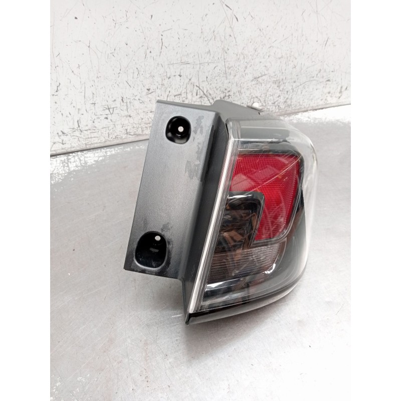 Recambio de piloto trasero derecho para opel crossland x / crossland (p17, p2qo) 1.2 (75) referencia OEM IAM 2SD2237  2021