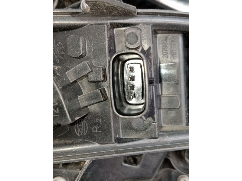Recambio de piloto trasero derecho para opel crossland x / crossland (p17, p2qo) 1.2 (75) referencia OEM IAM 2SD2237  2021