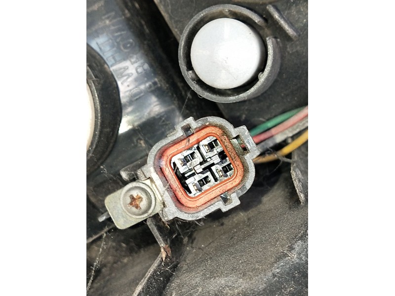 Recambio de piloto trasero derecho para ssangyong rodius i 2.7 xdi referencia OEM IAM   2005