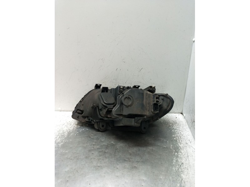 Recambio de faro derecho para bmw x5 (e53) 3.0 d referencia OEM IAM 5DV00829000 XENON 2003