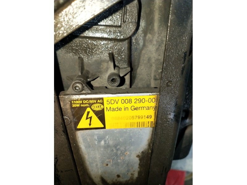 Recambio de faro derecho para bmw x5 (e53) 3.0 d referencia OEM IAM 5DV00829000 XENON 2003