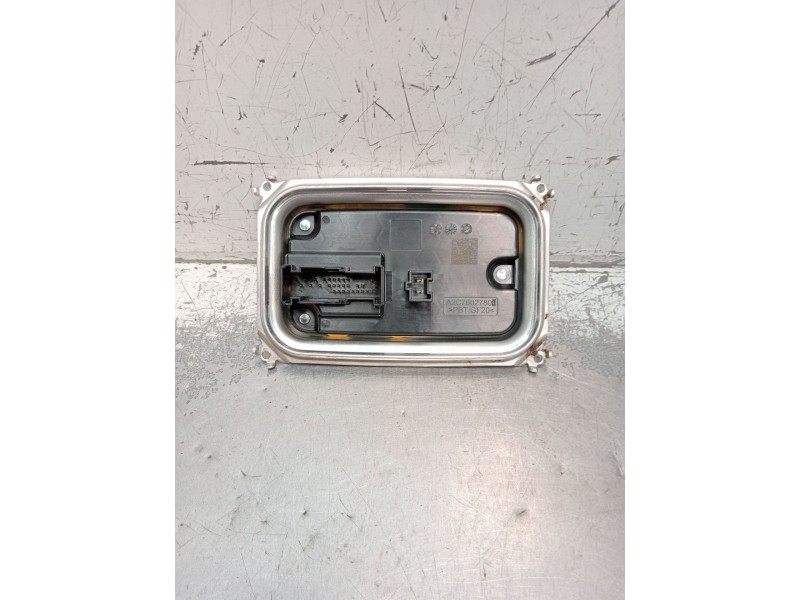 Recambio de centralita faros xenon para mercedes-benz clase c (w206) c 200 d (206.003) referencia OEM IAM A2239006130 A223901721