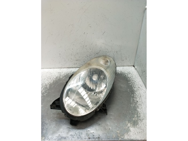 Recambio de faro izquierdo para nissan micra iii (k12) 1.2 16v referencia OEM IAM 26060BC500 89900074 
