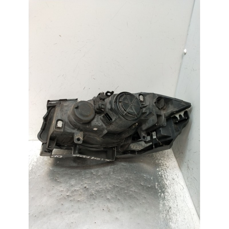 Recambio de faro derecho para renault megane ii (bm0/1_, cm0/1_) 1.5 dci (bm1e, cm1e) referencia OEM IAM 8200412742B 89312740 LU