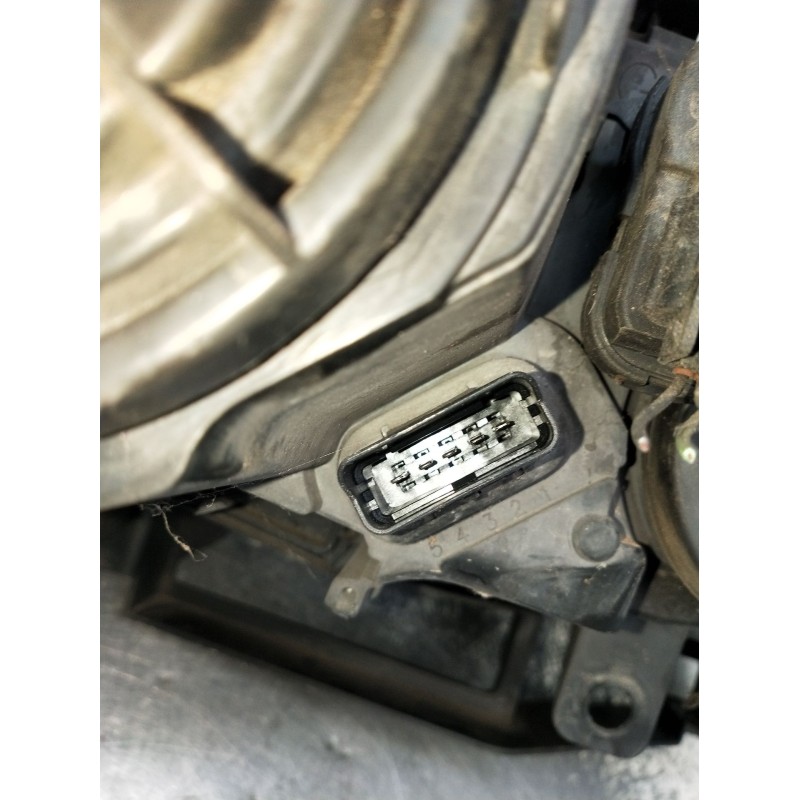 Recambio de faro izquierdo para renault megane ii (bm0/1_, cm0/1_) 1.5 dci (bm1e, cm1e) referencia OEM IAM 8200412741B  LUPA