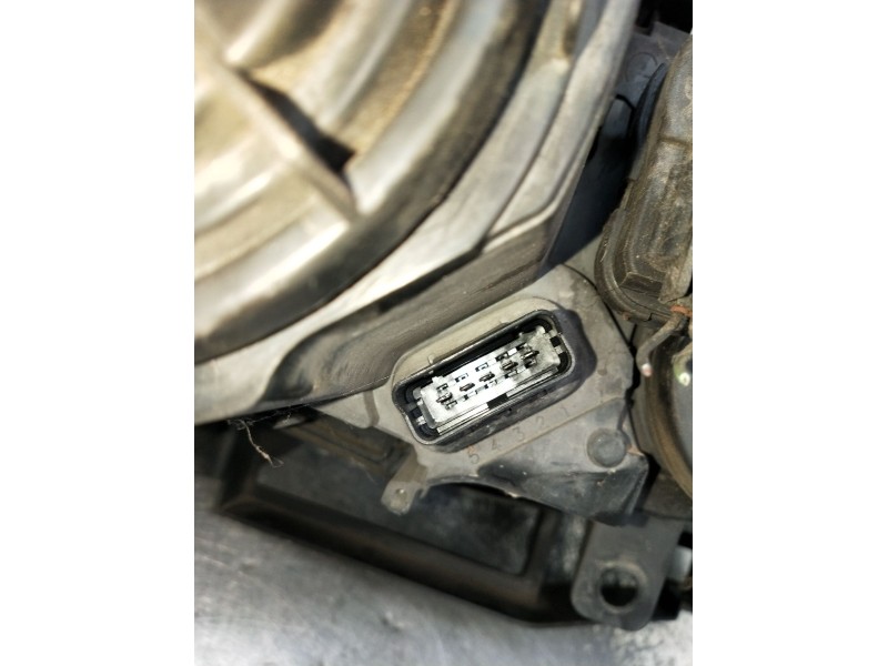 Recambio de faro izquierdo para renault megane ii (bm0/1_, cm0/1_) 1.5 dci (bm1e, cm1e) referencia OEM IAM 8200412741B  LUPA