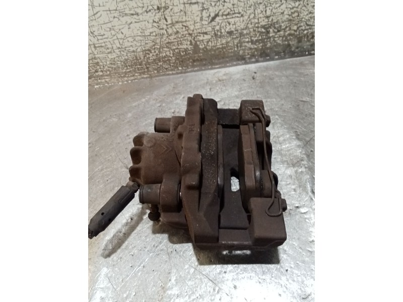 Recambio de pinza freno delantera izquierda para peugeot partner furgoneta/monovolumen 1.6 hdi / bluehdi 75 referencia OEM IAM  