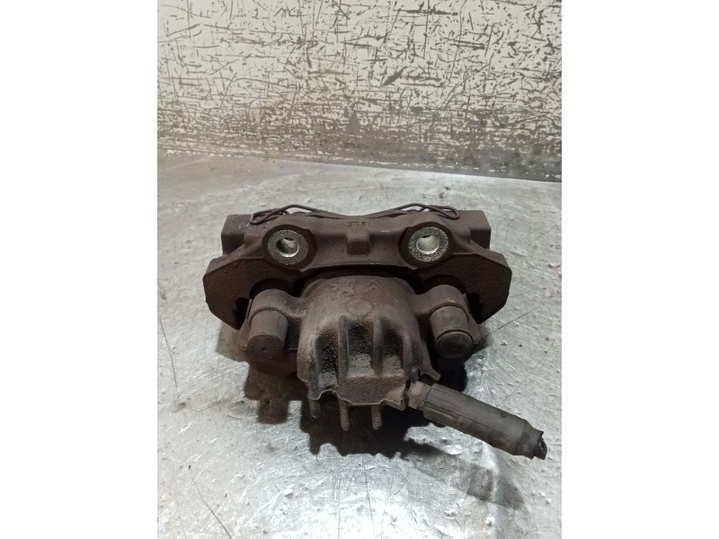 Recambio de pinza freno delantera izquierda para peugeot partner furgoneta/monovolumen 1.6 hdi / bluehdi 75 referencia OEM IAM  