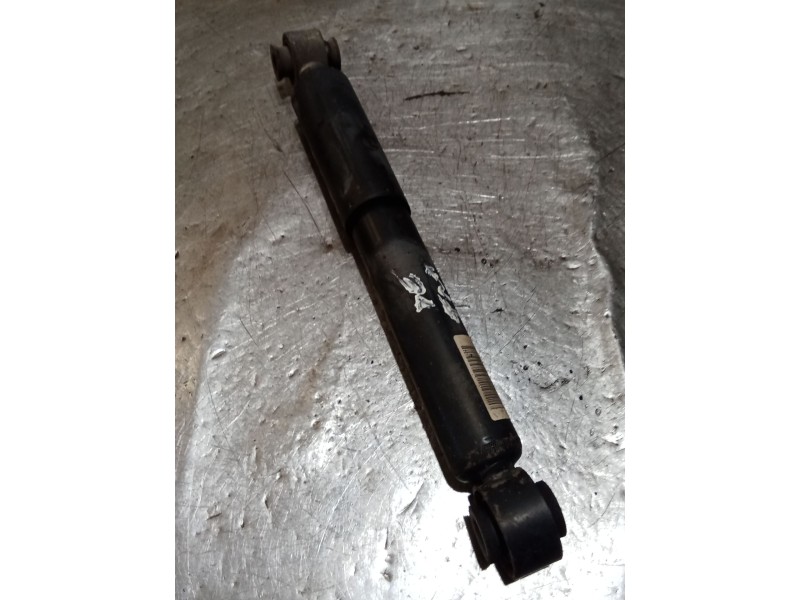 Recambio de amortiguador trasero derecho para peugeot partner furgoneta/monovolumen 1.6 hdi / bluehdi 75 referencia OEM IAM   12