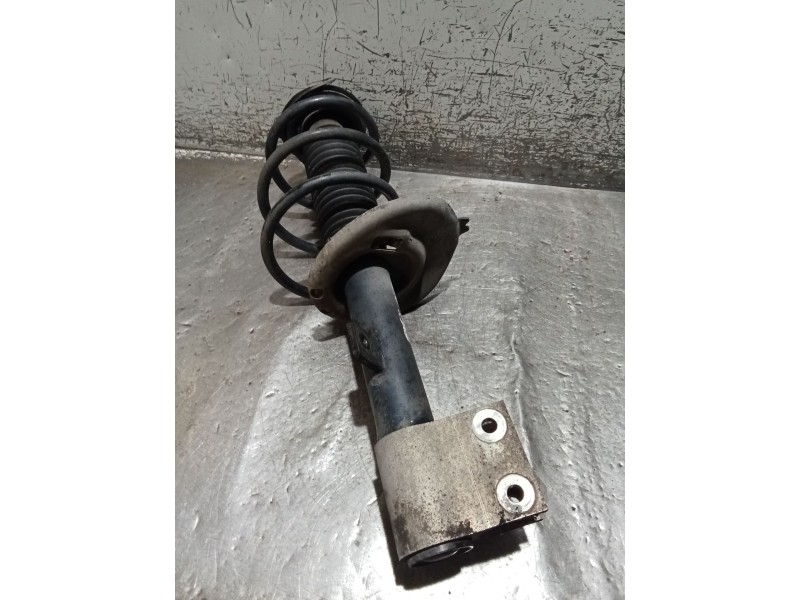 Recambio de amortiguador delantero derecho para peugeot partner furgoneta/monovolumen 1.6 hdi / bluehdi 75 referencia OEM IAM 96