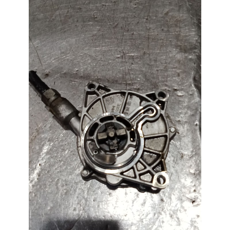 Recambio de depresor freno / bomba vacio para ssangyong rodius i 2.7 xdi referencia OEM IAM A6652300665  05