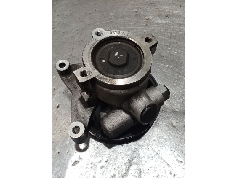 Recambio de bomba direccion para ssangyong rodius i 2.7 xdi referencia OEM IAM   05