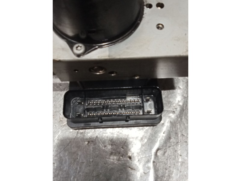 Recambio de abs para ssangyong rodius i 2.7 xdi referencia OEM IAM 4894021300 06210202404 06210908523
