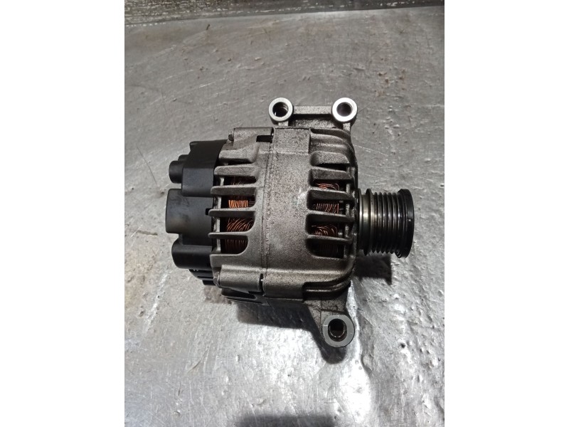 Recambio de alternador para peugeot 308 i (4a_, 4c_) 1.6 16v referencia OEM IAM 75765138001  