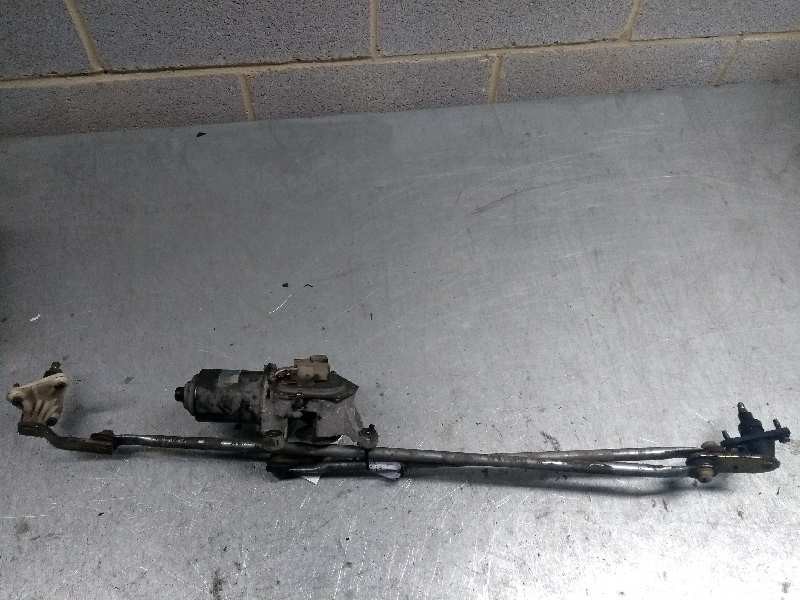 Recambio de motor limpia delantero para nissan pick-up (d22) king cab 4x4 referencia OEM IAM   2881557G0A