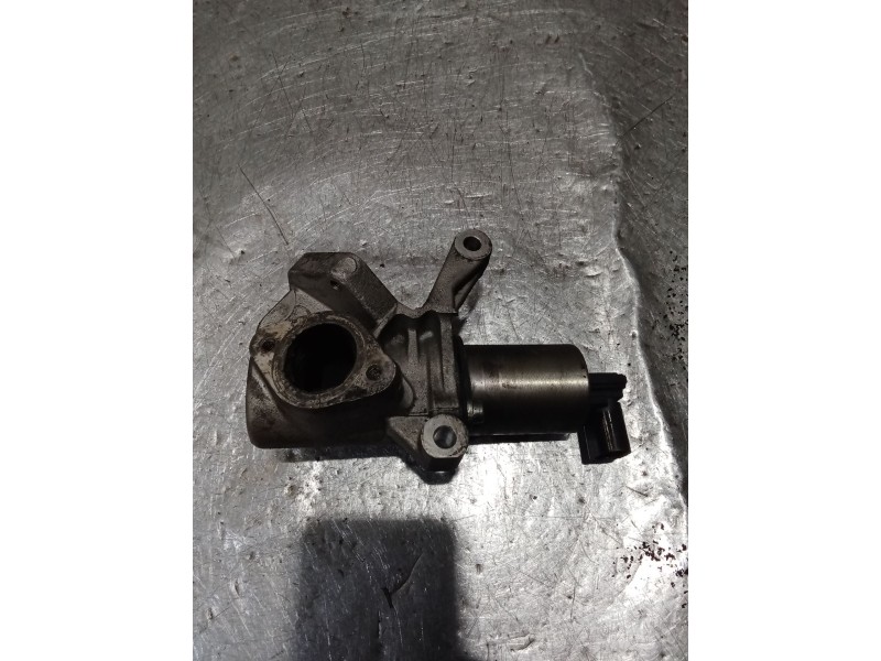 Recambio de valvula egr para ssangyong rodius i 2.7 xdi referencia OEM IAM   05