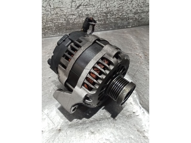 Recambio de alternador para ssangyong rodius i 2.7 xdi referencia OEM IAM A6651540302 05 140A