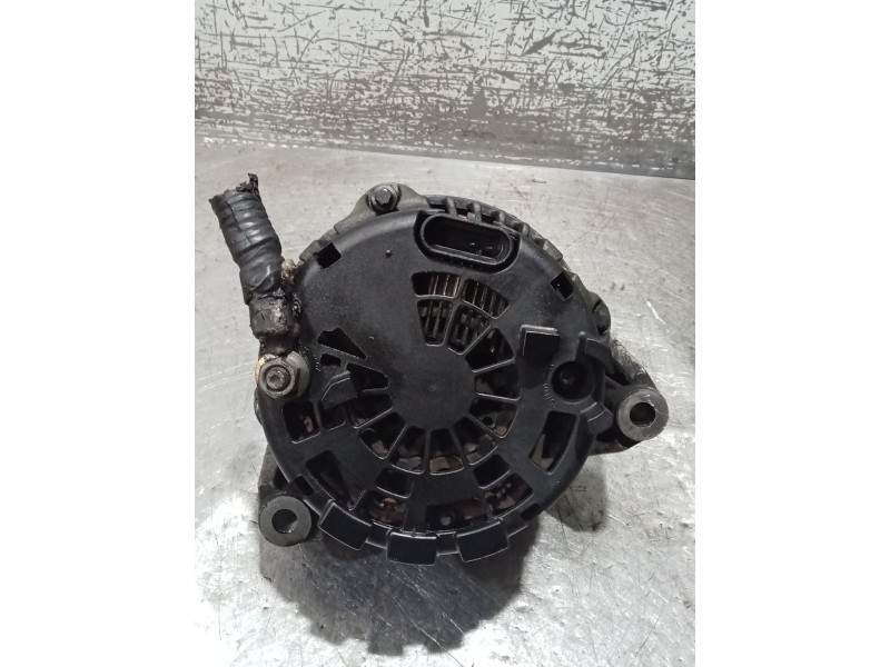 Recambio de alternador para ssangyong rodius i 2.7 xdi referencia OEM IAM A6651540302 05 140A