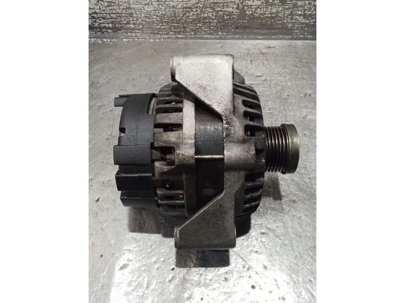 Recambio de alternador para ssangyong rodius i 2.7 xdi referencia OEM IAM A6651540302 05 140A