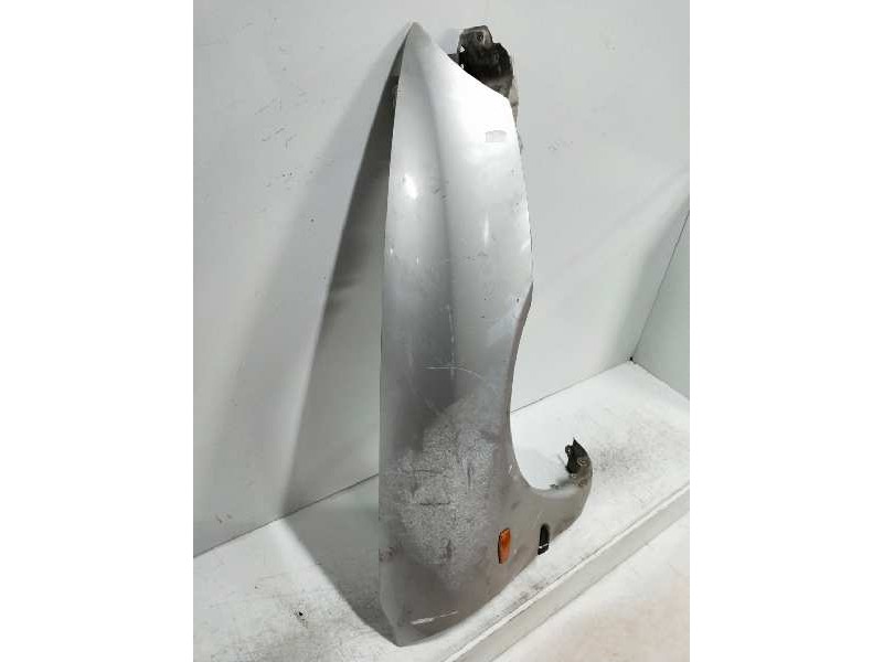 Recambio de aleta delantera derecha para mitsubishi carisma berlina 4 (da0) 1.9 turbodiesel referencia OEM IAM   