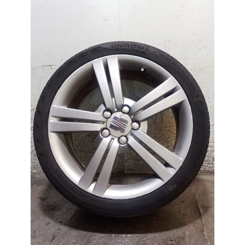 Recambio de juego llantas para seat leon (1p1) 2.0 tdi referencia OEM IAM  225/40 R18 92Y VER FOTOS