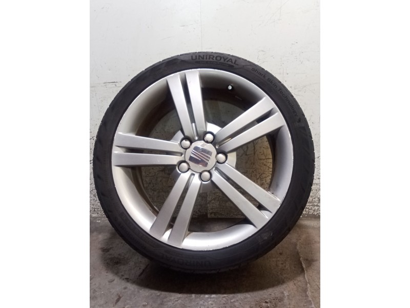 Recambio de juego llantas para seat leon (1p1) 2.0 tdi referencia OEM IAM  225/40 R18 92Y VER FOTOS