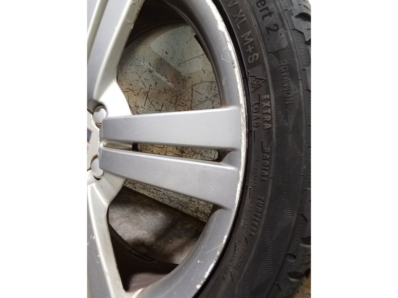 Recambio de juego llantas para seat leon (1p1) 2.0 tdi referencia OEM IAM  225/40 R18 92Y VER FOTOS