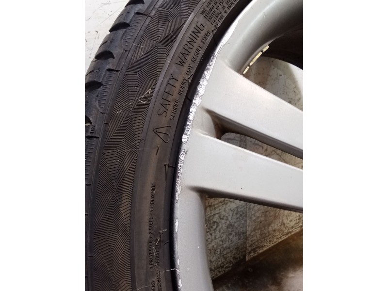 Recambio de juego llantas para seat leon (1p1) 2.0 tdi referencia OEM IAM  225/40 R18 92Y VER FOTOS