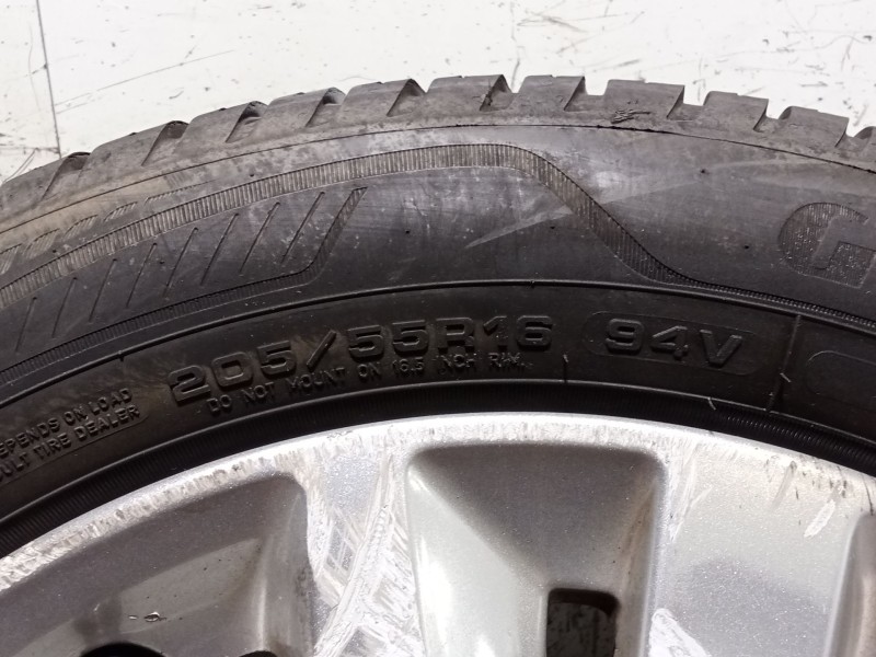 Recambio de juego llantas para peugeot 308 ii (lb_, lp_, lw_, lh_, l3_) 1.6 hdi 100 referencia OEM IAM  205/55 R16 VER FOTOS