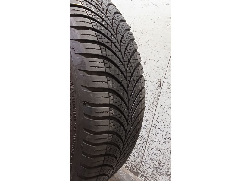 Recambio de juego llantas para peugeot 308 ii (lb_, lp_, lw_, lh_, l3_) 1.6 hdi 100 referencia OEM IAM  205/55 R16 VER FOTOS