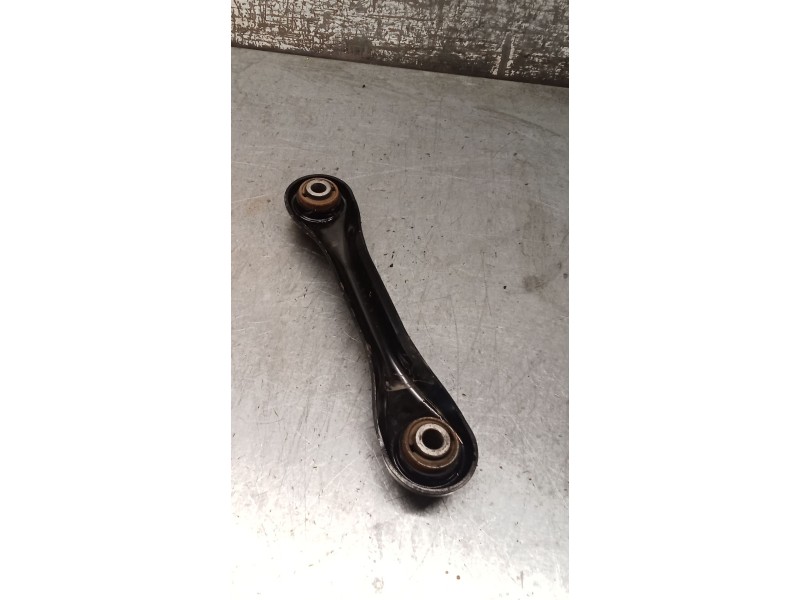 Recambio de brazo suspension inferior trasero izquierdo para ford focus i sedán (dfw) 1.8 turbo di / tddi referencia OEM IAM  AN
