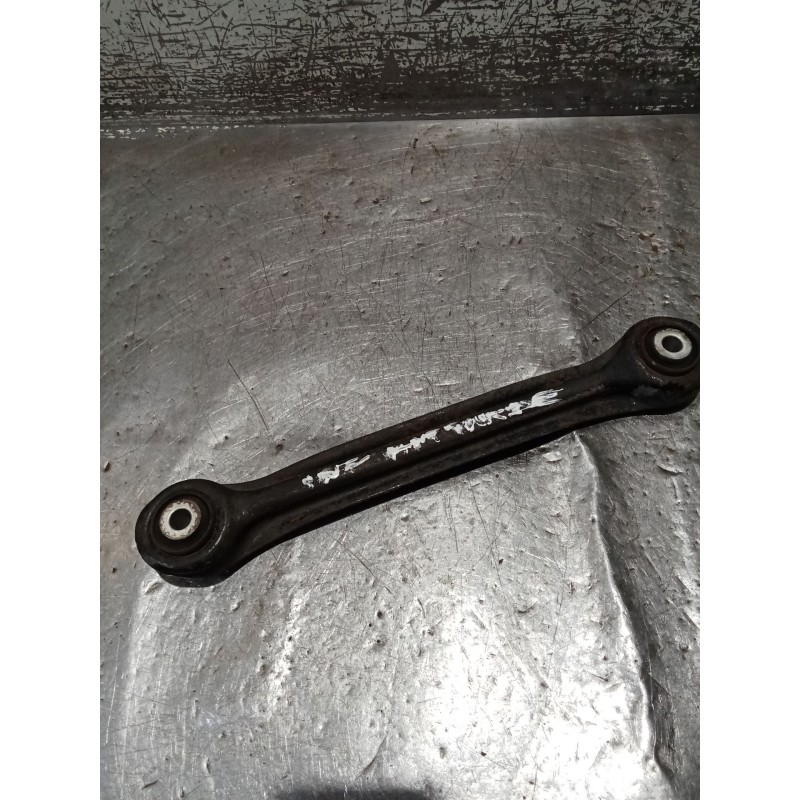 Recambio de brazo suspension inferior trasero derecho para ssangyong rodius i 2.7 xdi referencia OEM IAM  05 ANTERIOR