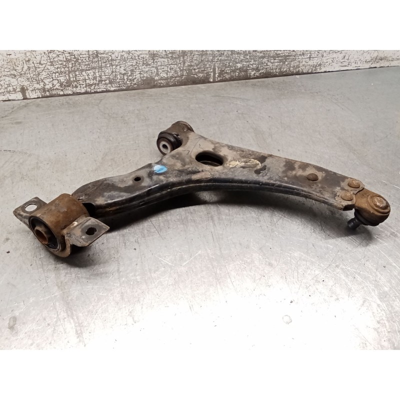 Recambio de brazo suspension inferior delantero izquierdo para ford focus i sedán (dfw) 1.8 turbo di / tddi referencia OEM IAM  