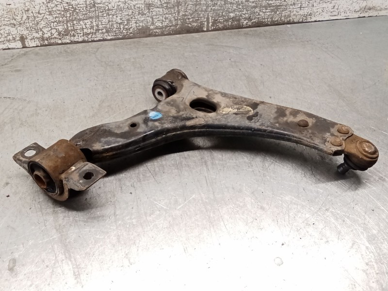 Recambio de brazo suspension inferior delantero izquierdo para ford focus i sedán (dfw) 1.8 turbo di / tddi referencia OEM IAM  