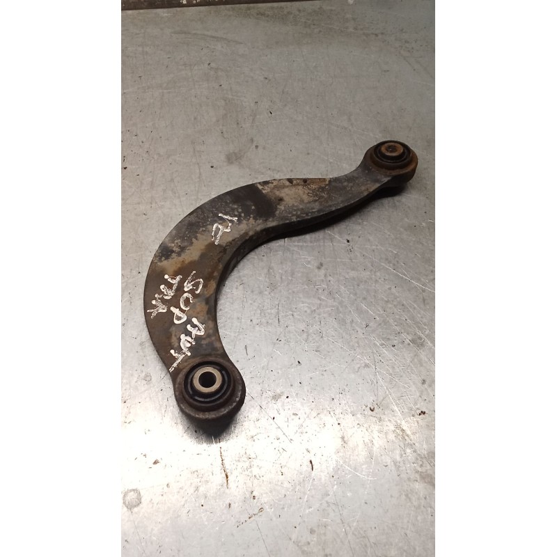 Recambio de brazo suspension superior trasero derecho para ford focus i sedán (dfw) 1.8 turbo di / tddi referencia OEM IAM 98AG5