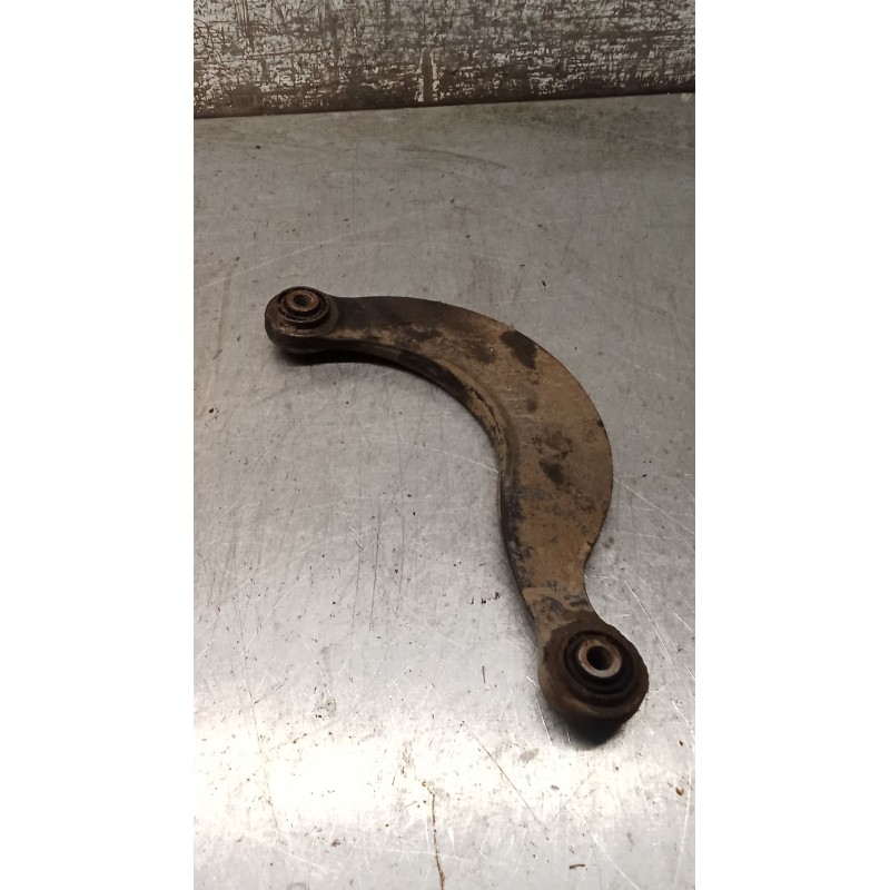 Recambio de brazo suspension superior trasero derecho para ford focus i sedán (dfw) 1.8 turbo di / tddi referencia OEM IAM 96AG5
