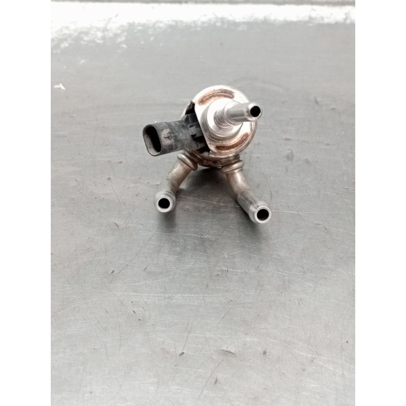 Recambio de inyector para mercedes-benz clase c (w206) c 200 d (206.003) referencia OEM IAM A0004905300 A3C0540140000 2021. 2303