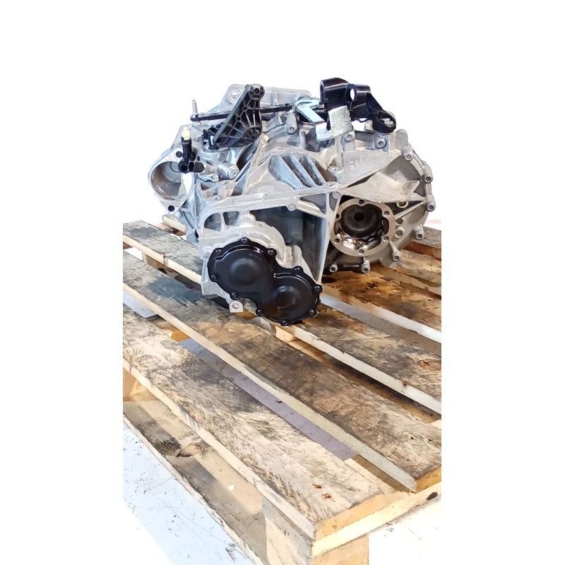 Recambio de caja cambios para volkswagen t-roc (a11, d11) 2.0 tdi scr referencia OEM IAM VCN 6V 050724 64 FM6C9008 0145