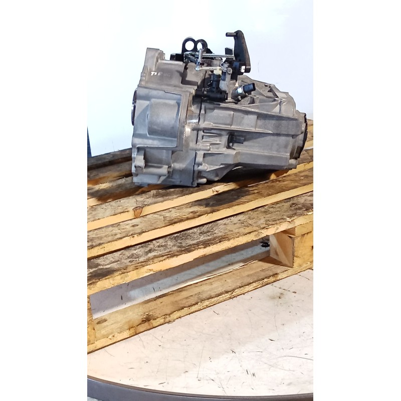 Recambio de caja cambios para volkswagen t-roc (a11, d11) 2.0 tdi scr referencia OEM IAM VCN 6V 050724 64 FM6C9008 0145