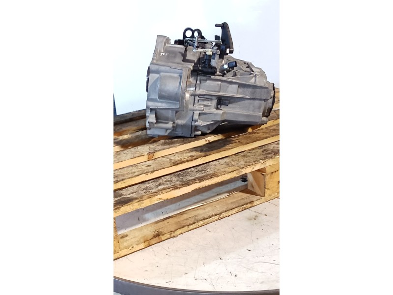 Recambio de caja cambios para volkswagen t-roc (a11, d11) 2.0 tdi scr referencia OEM IAM VCN 6V 050724 64 FM6C9008 0145