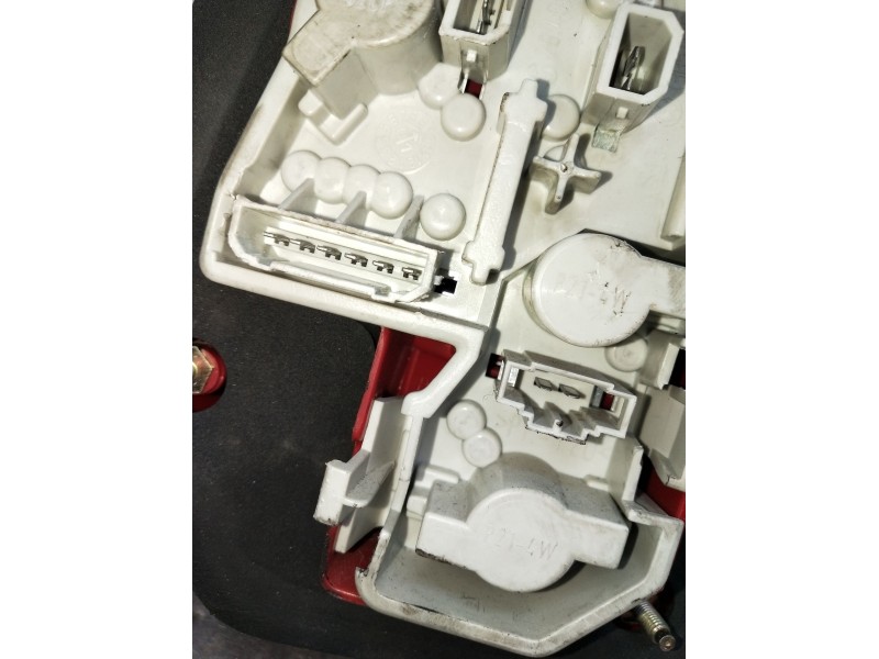 Recambio de piloto trasero derecho para volkswagen passat b5.5 (3b3) 1.9 tdi referencia OEM IAM   