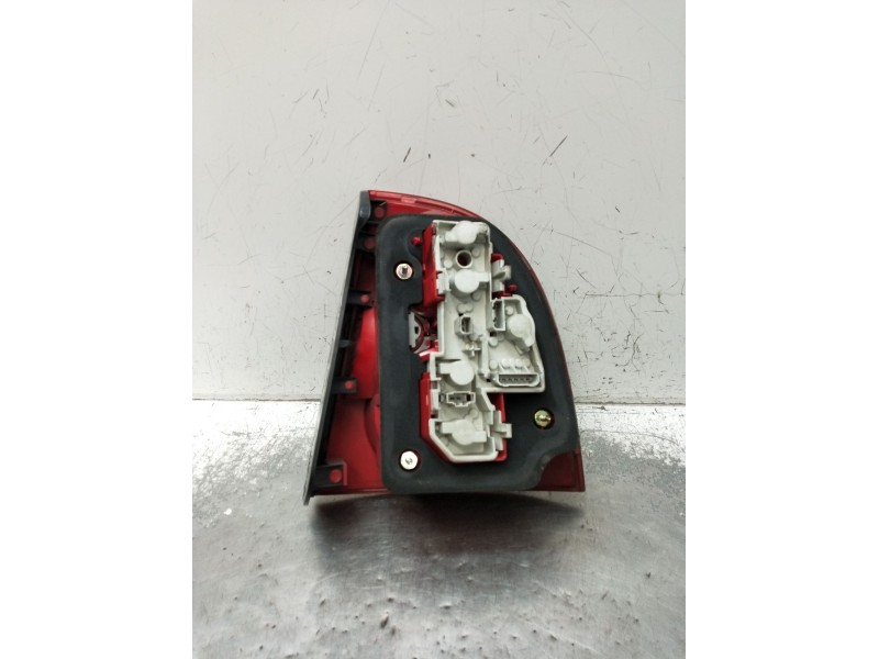 Recambio de piloto trasero izquierdo para volkswagen passat b5.5 (3b3) 1.9 tdi referencia OEM IAM   