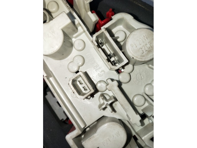 Recambio de piloto trasero izquierdo para volkswagen passat b5.5 (3b3) 1.9 tdi referencia OEM IAM   