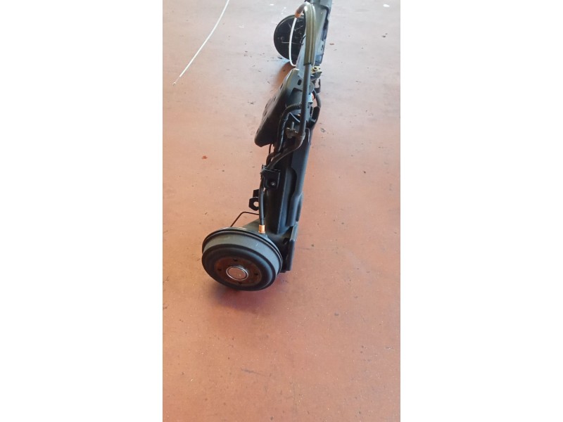 Recambio de puente trasero para opel corsa f referencia OEM IAM  TAMBOR/ABS 