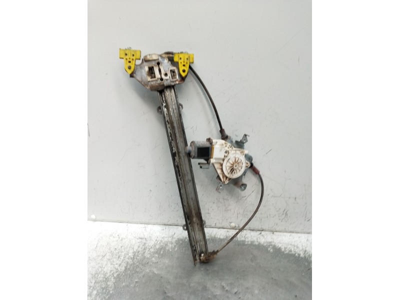 Recambio de elevalunas delantero derecho para nissan micra iii (k12) 1.2 16v referencia OEM IAM  5P 